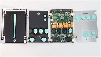 Seagate Nytro 3332 XS960SE70104 - SSD - 960 GB - SAS 12Gb/s