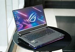 ASUS ROG Strix G17 G713PI-DS94 - 17.3" - Ryzen 9 7945HX - 16 GB RAM - 1 TB SSD