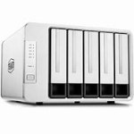 TerraMaster D5 - hard drive array